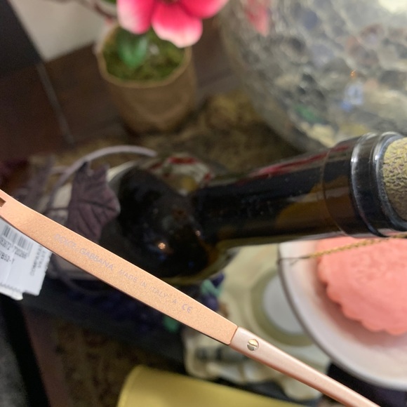 Authentic DOLCE & GABBANA 52mm Cat crystals Acetate sunglasses - Picture 7 of 12